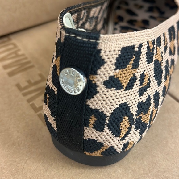 Steve Madden Shoes Steve Madden Womens Sabin Leopard Knit Flats